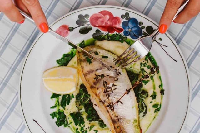 Gdzie zjeść w Bratysławie? Odkryj najlepsze restauracje i smaki Gdzie zjeść w Bratysławie? Odkryj najlepsze restauracje i smaki