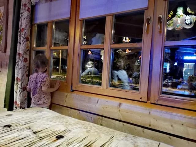 Gdzie zjeść w Bukowinie Tatrzańskiej? Odkryj najlepsze lokale gastronomiczne Gdzie zjeść w Bukowinie Tatrzańskiej? Odkryj najlepsze lokale gastronomiczne