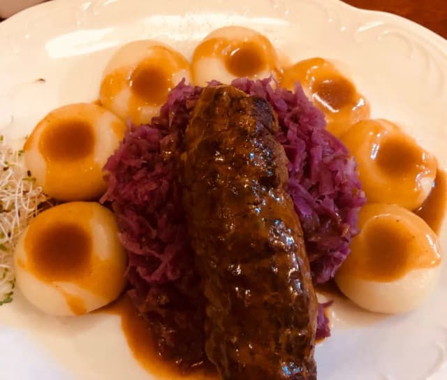 Gdzie zjeść rolady śląskie w Katowicach? Odkryj najlepsze miejsca Gdzie zjeść rolady śląskie w Katowicach? Odkryj najlepsze miejsca