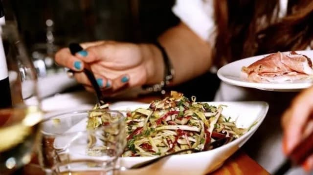 Gdzie zjeść w Inowrocławiu? Odkryj najlepsze restauracje i smaki Gdzie zjeść w Inowrocławiu? Odkryj najlepsze restauracje i smaki